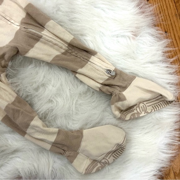 Baby Neutral Outfit Bundle | 18M - Picture 5 of 6